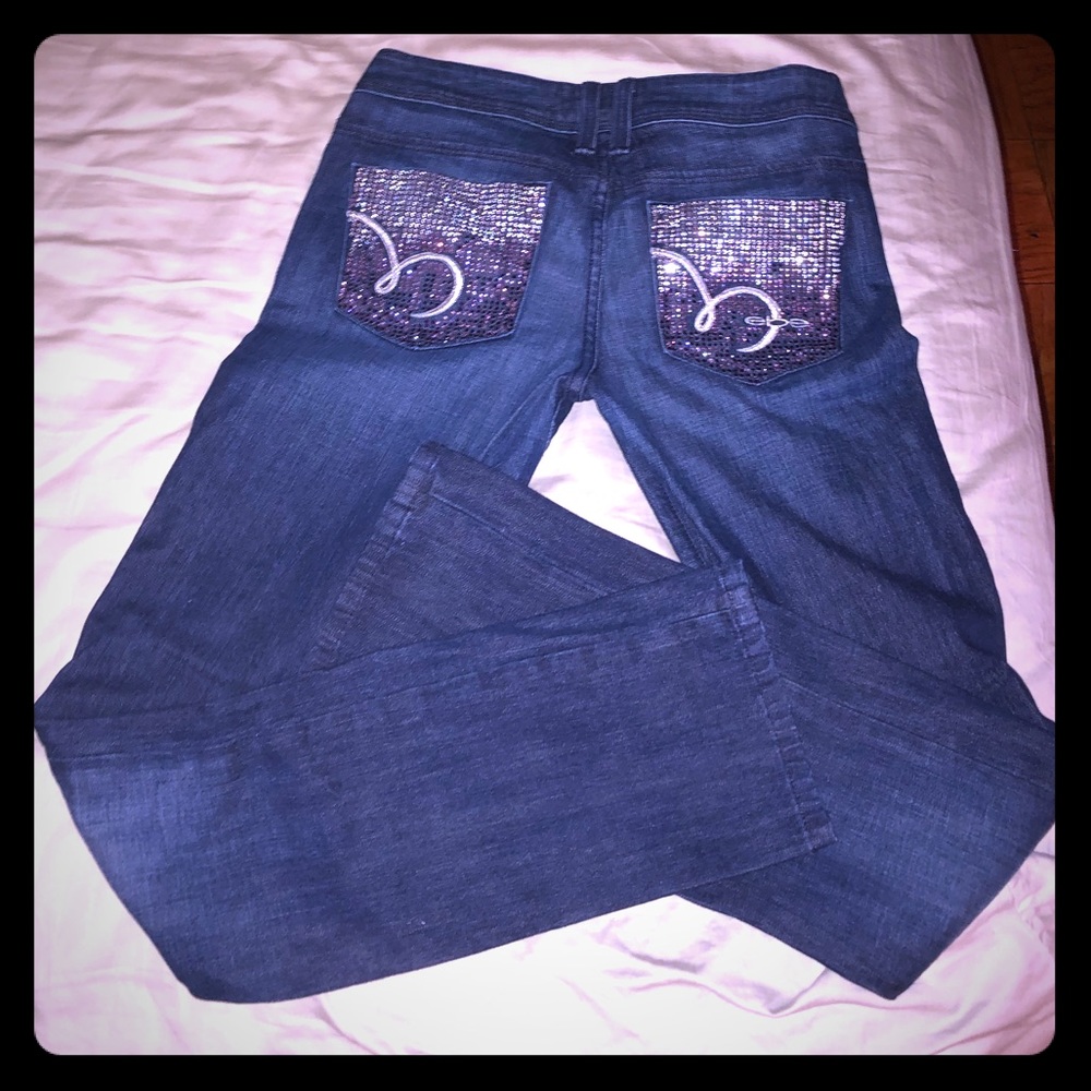 Gorgeous Bebe rhinestone bling skinny jeans